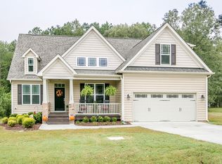 125 Willow Ridge Dr, Louisburg, NC 27549