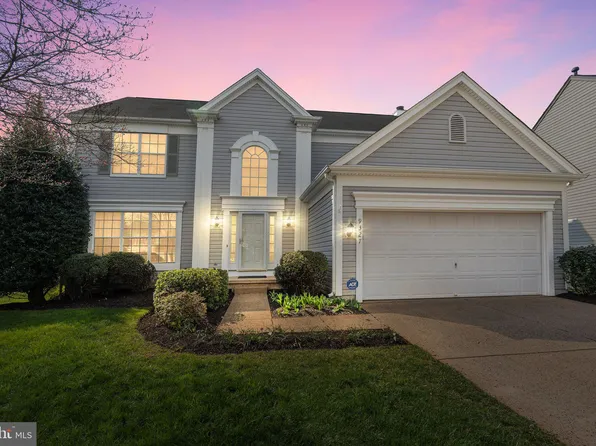 9327 Amaryllis Ave, Manassas, VA 20110