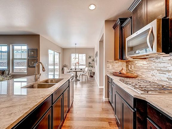 12 Kitchen