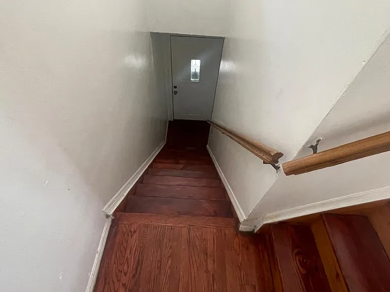 140-43 173rd St #2 — Photo 3