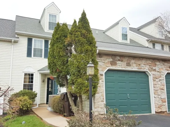 33 Country Rd, Perkasie, PA 18944