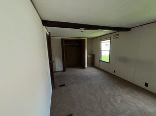 33 Harveys Park, Skowhegan, ME 04976