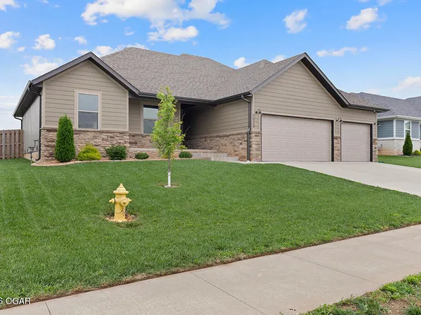 1026 S Gettysburg Loop, Republic, MO 65738