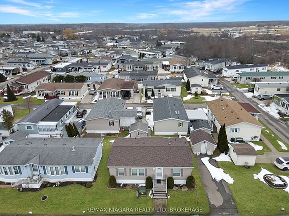 2nd image of 3033 Townline Rd #260