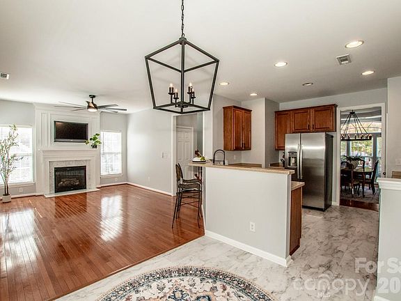 4th image of 2344 Smith Cove Rd