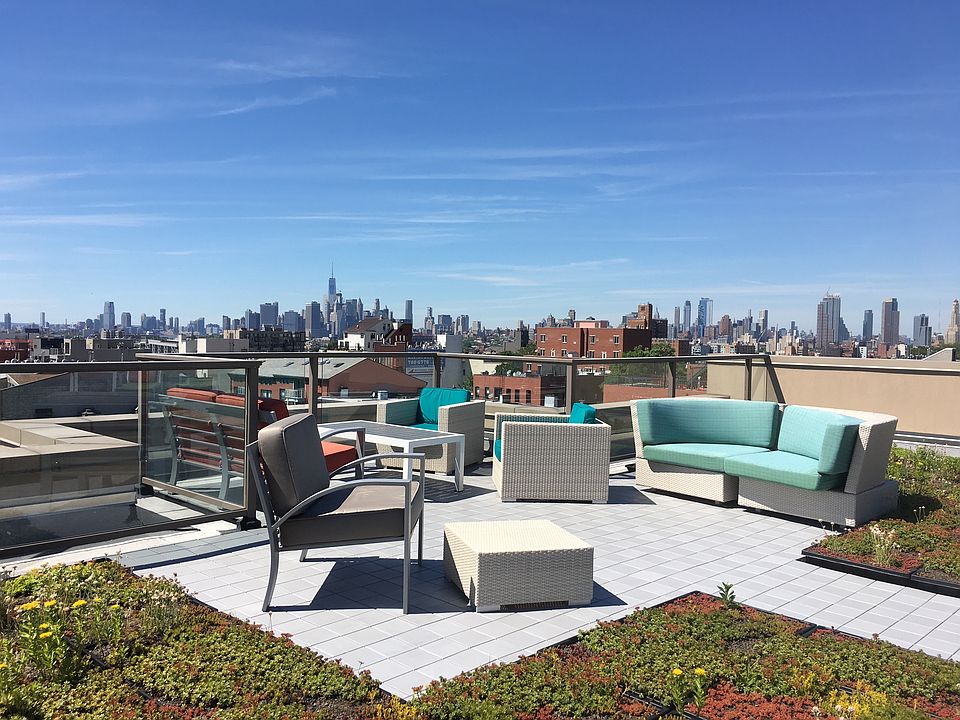 1st image of 583 6th Ave #2B