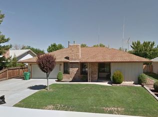 1670 Plymouth Way, Sparks, NV 89431
