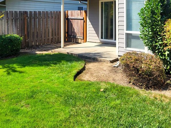 138 Hazelbrook Dr N #148