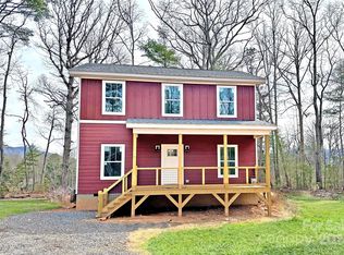 192 Cascade Ridge Rd, Fairview, NC 28730