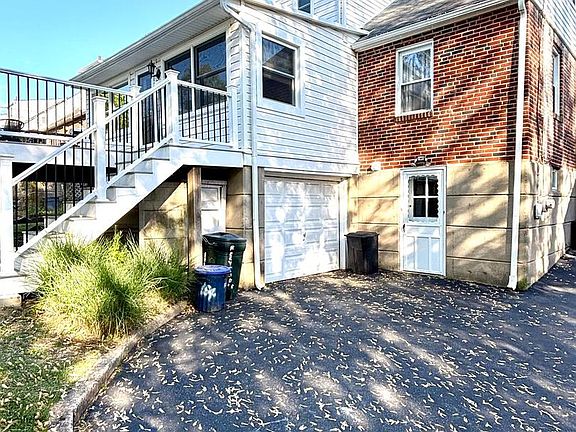 3rd image of 154 Wyndmoor Rd