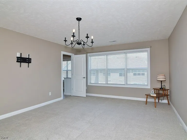170 Larimar Dr — Photo 13