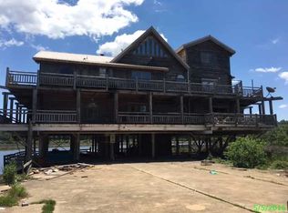 14975 Bellingrath Rd, Coden, AL 36523