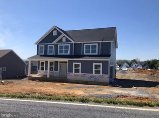 2524 Austin Ave, Chambersburg, PA 17202