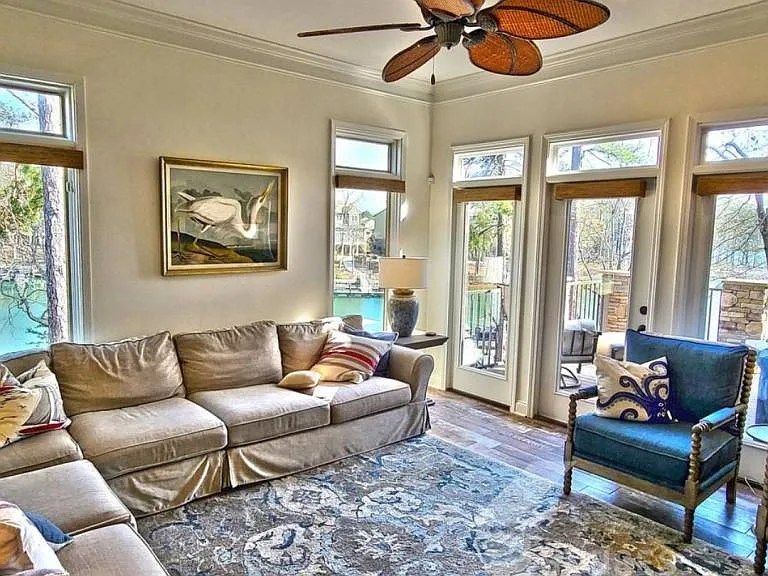 323 Blue Water Way — Photo 2