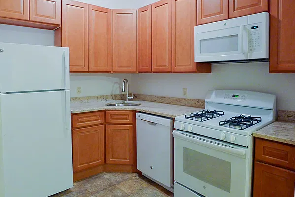 Rented by Corcoran | media 13