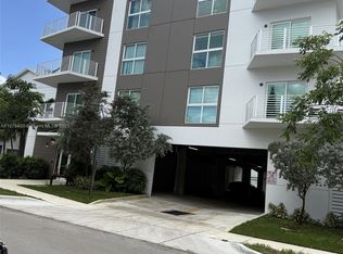 1938 Jackson St #502, Hollywood, FL 33020