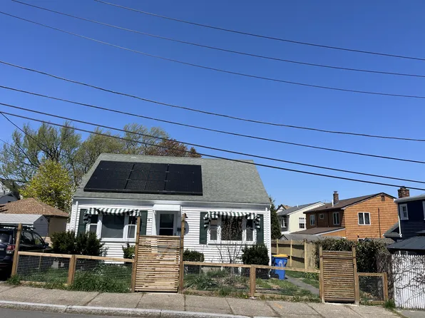 106 Centre St, Winthrop, MA 02152
