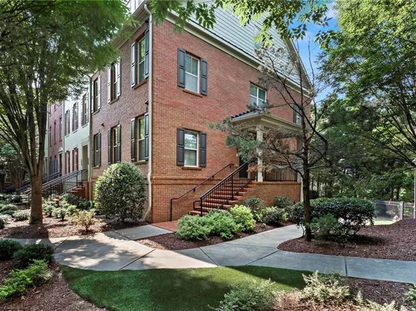 883 Perennial Dr, Sandy Springs, GA 30328