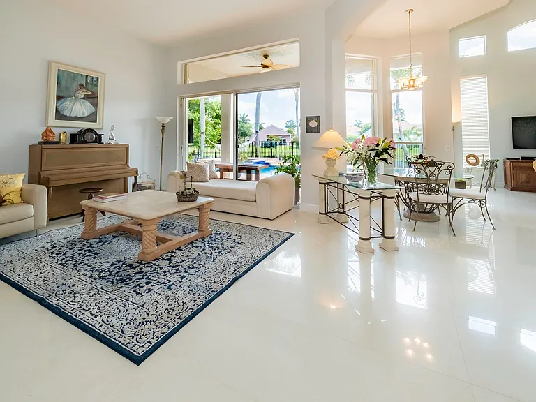 10849 Bal Harbor Dr — Photo 12