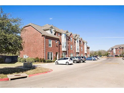 305 Holleman Dr E #1203 Photo 1