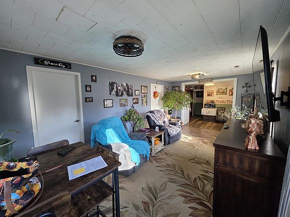 4th image of 479 Oak Hill Drive Road