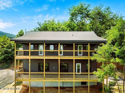 1131 Longview Ct, Gatlinburg, TN, 37738