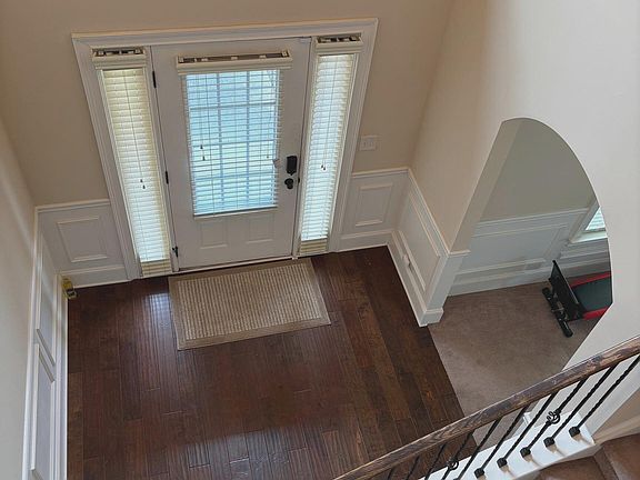 3rd image of 208 Deodar Ln