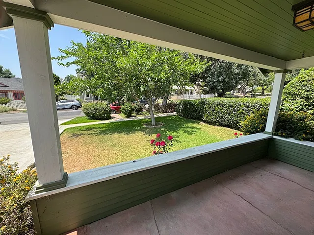 4447 10th St — Photo 30