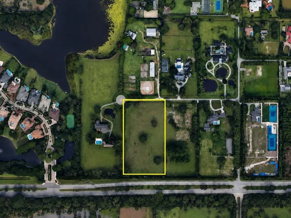 8650 Surrey Ln, Boca Raton, FL 33496
