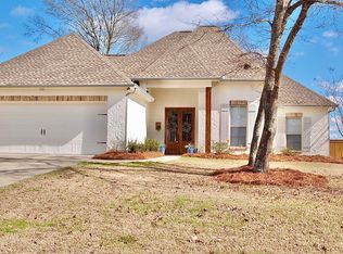 122 Trailbridge Xing, Canton, MS 39046