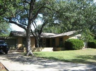 34 Oakmont Cir, Morgans Pt Resort, TX 76513