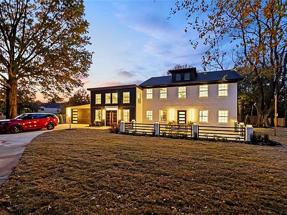 3rd image of 3000 N Dixieland Rd