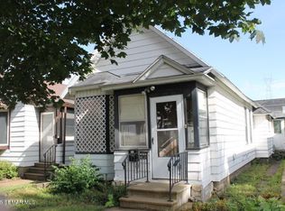 408 E 3rd St, Winona, MN 55987