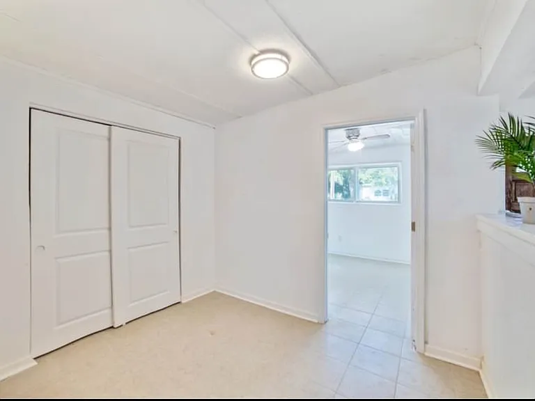 7313 Royal Palm Dr — Photo 3