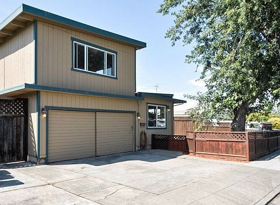 2nd image of 1614 Kehoe Ave