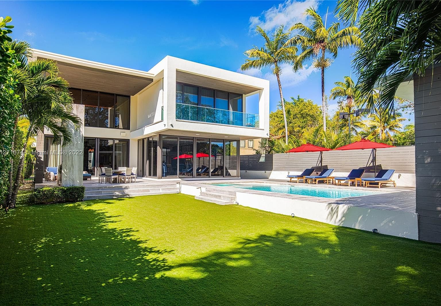 5061 N Bay Rd, Miami Beach, FL 33140 Zillow