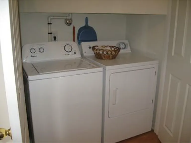 3938 Spicetree Dr — Photo 2