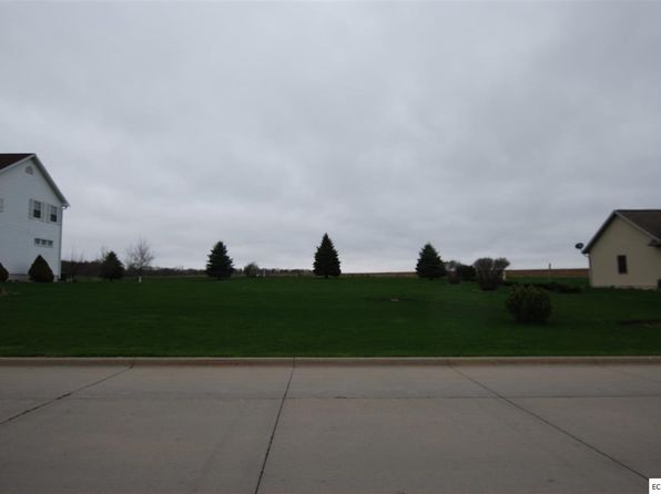 Dyersville Real Estate Dyersville Ia Homes For Sale Zillow