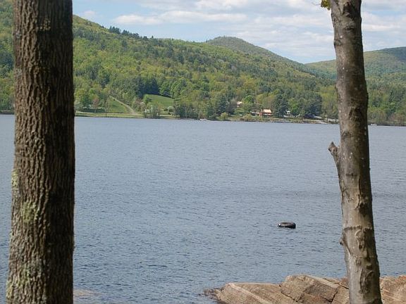 5th image of 65 Overlook Dr