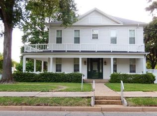 901 Cedar St, Palestine, TX