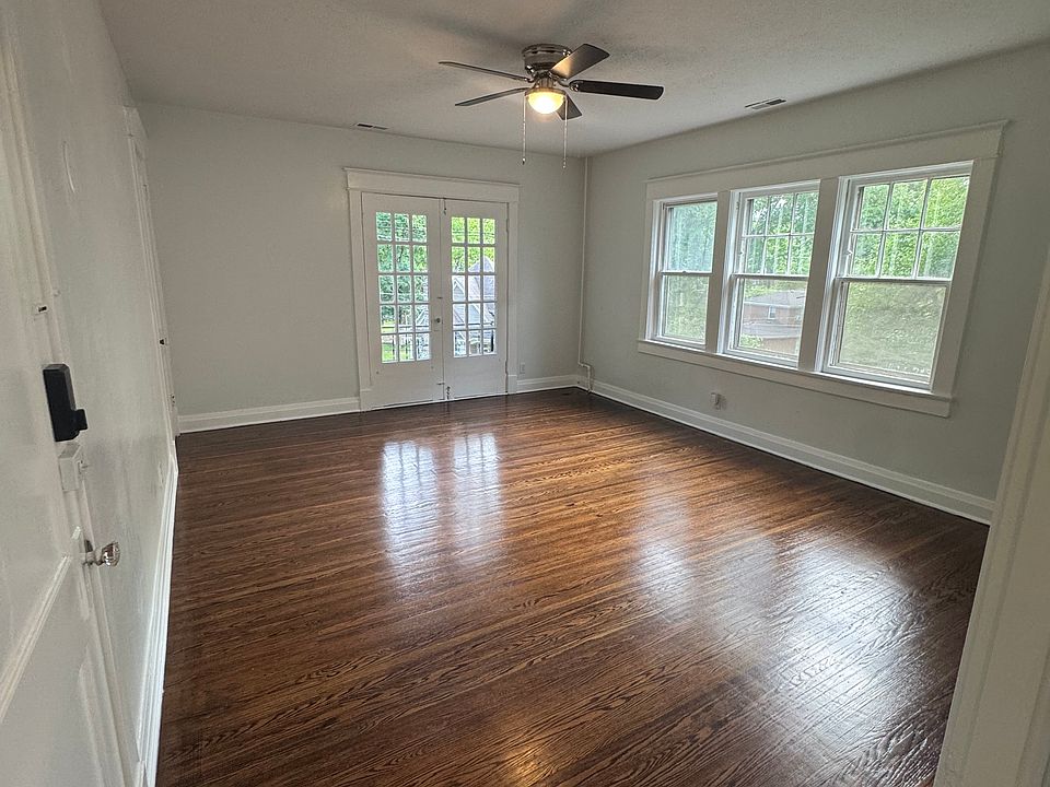 1st image of 1333 Castlewood Ave #3