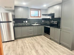 27 Blydenburgh Rd, Centereach, NY 11720