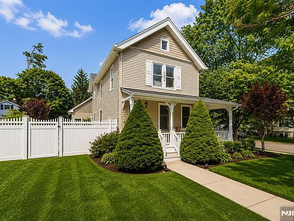 2nd image of 308 Demarest Ave