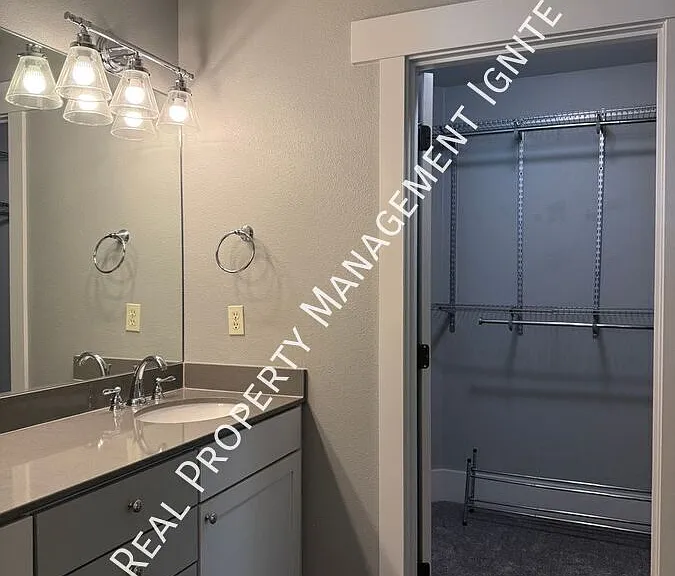2955 NW Bordeaux Ln — Photo 9