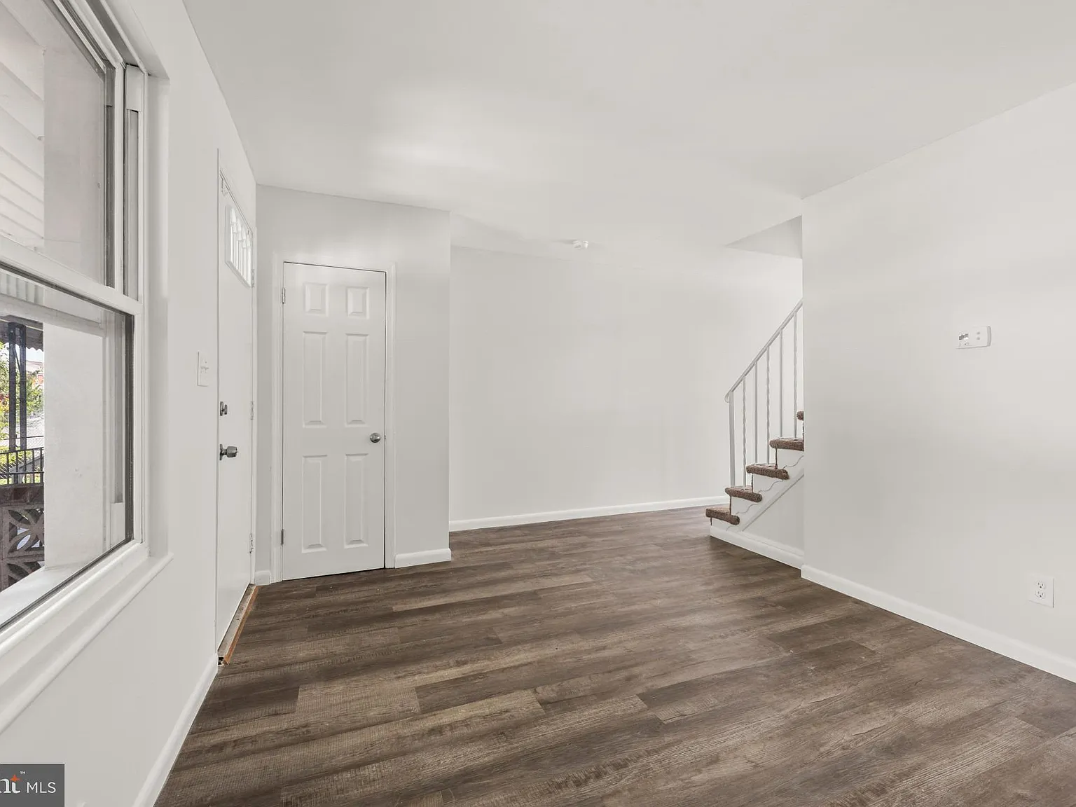 3 bed, 2.0 bath, 1116 sqft, $1,800 — Photo 4