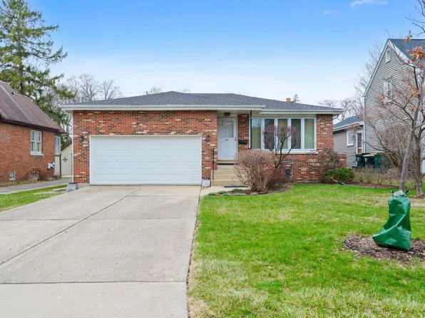 1012 N Chestnut Ave, Arlington Heights, IL 60004