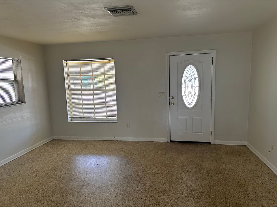 1st image of 1665 Brady Dr