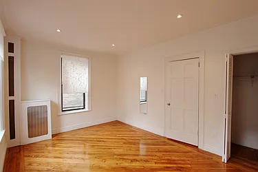 Rented by Aimee Grodanz, LREB