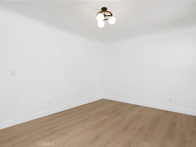 1016 Highland Ave — Photo 15