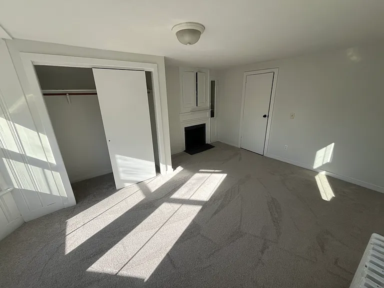 9 Essex Rd — Photo 18